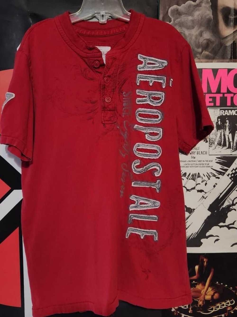 Y2k mallgoth grunge Aeropostale shirt